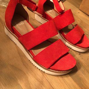 Eileen Fisher Sandles